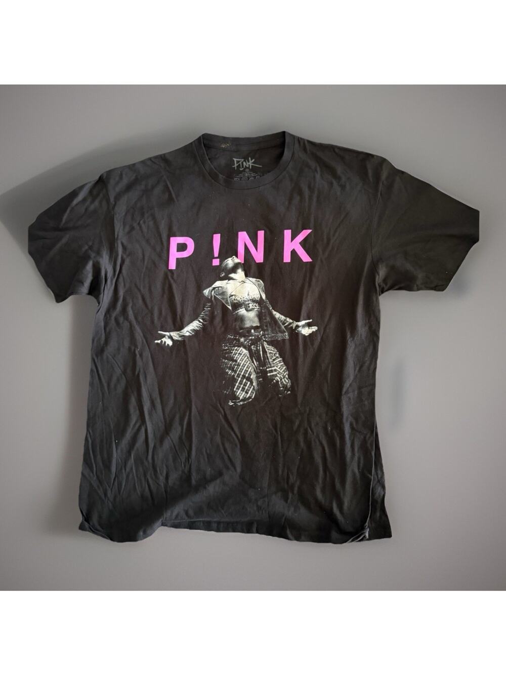 Pink Concert Tour 2023 Short Sleeve T-shirt Black Size XL